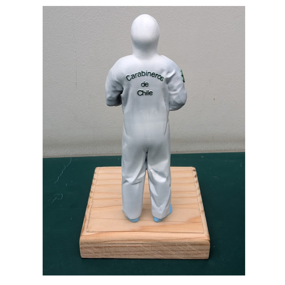 Figura 3D Carabinero Labocar en Base de Madera Personalizable