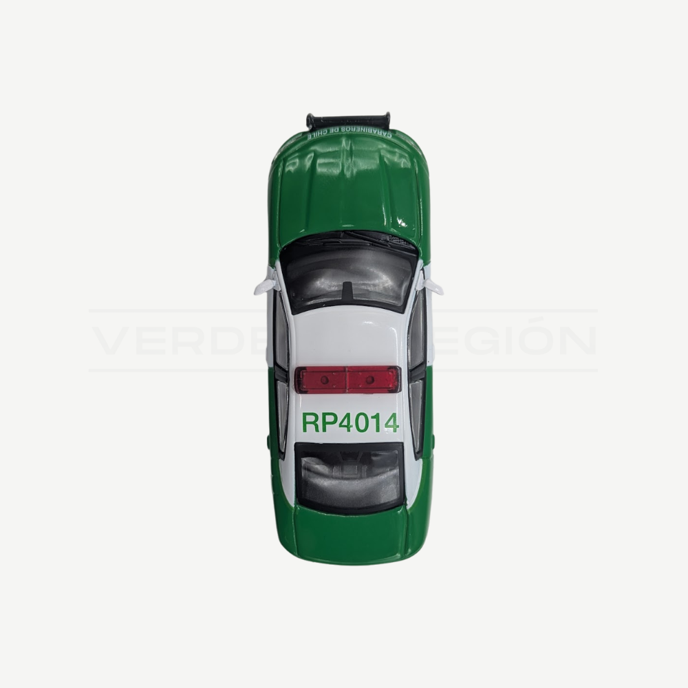 Auto a Escala Dodge Charger 2018 1:64 Verde con Blanco - Carabineros de Chile