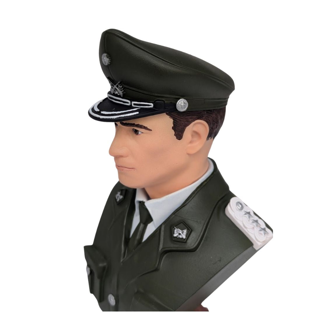 Figura 3D Coronel de Carabineros