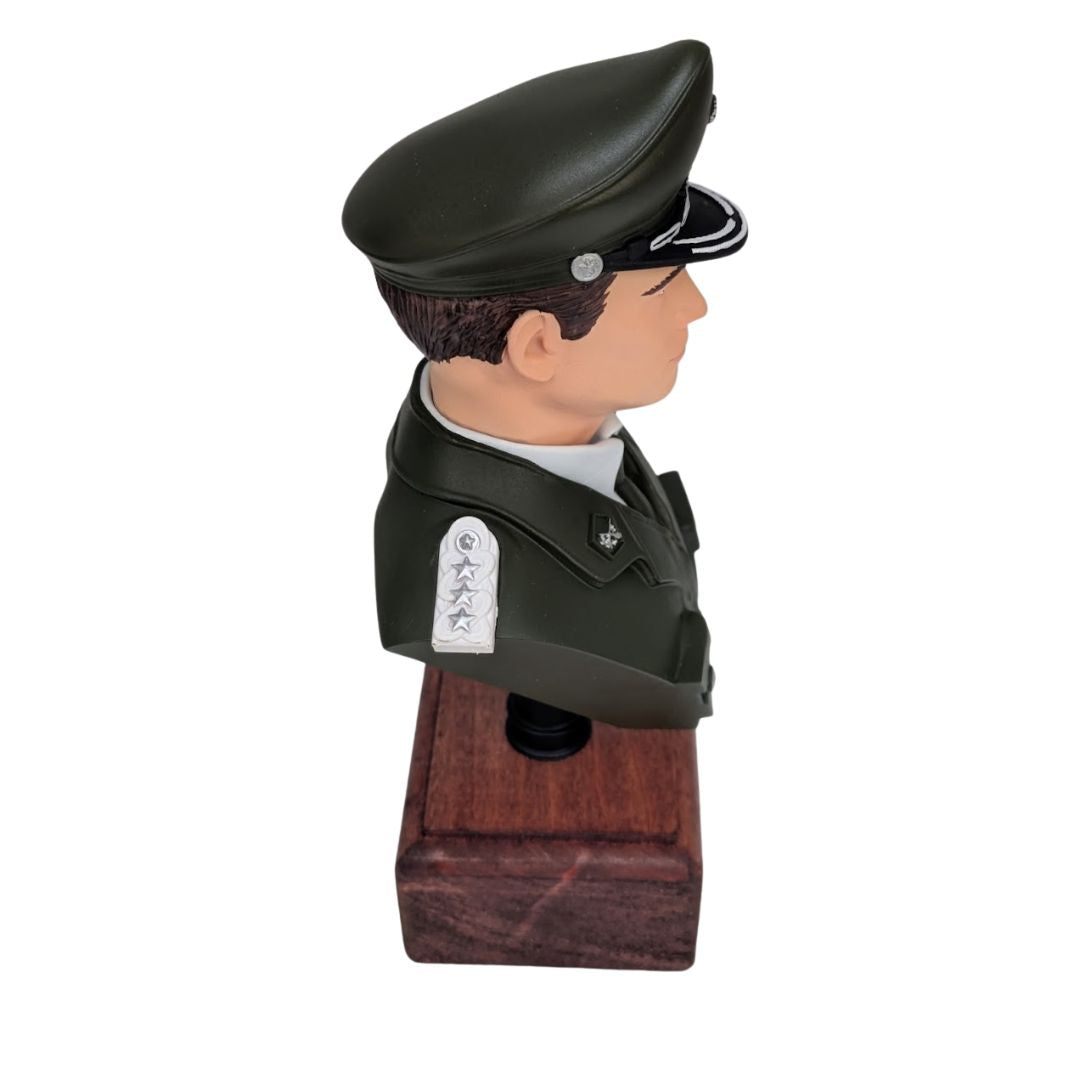 Figura 3D Coronel de Carabineros