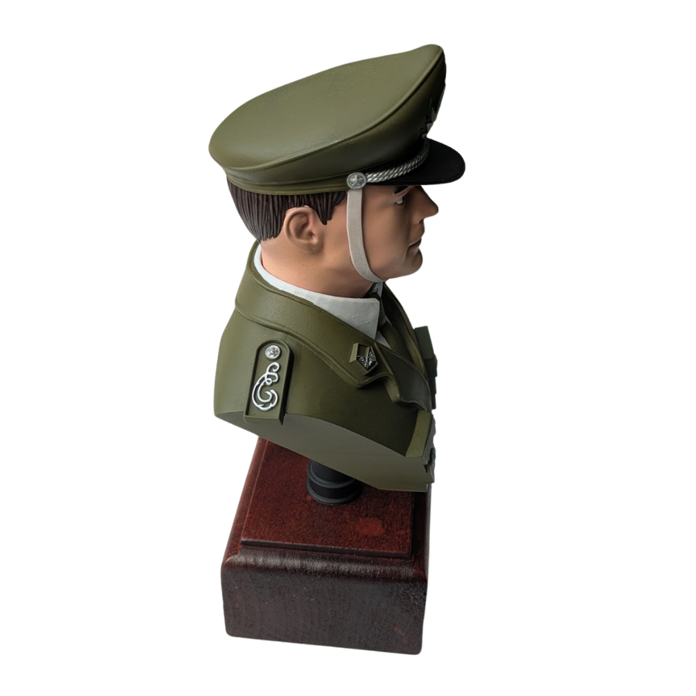 Figura 3D Aspirante a Oficial Escar Hombre