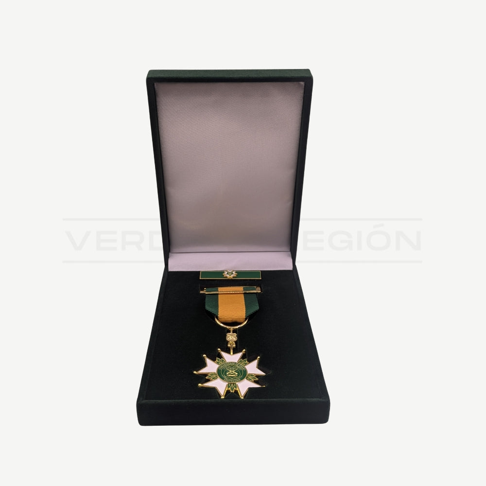 Medalla y Distintivo con Caja Centenario Carabineros de Chile