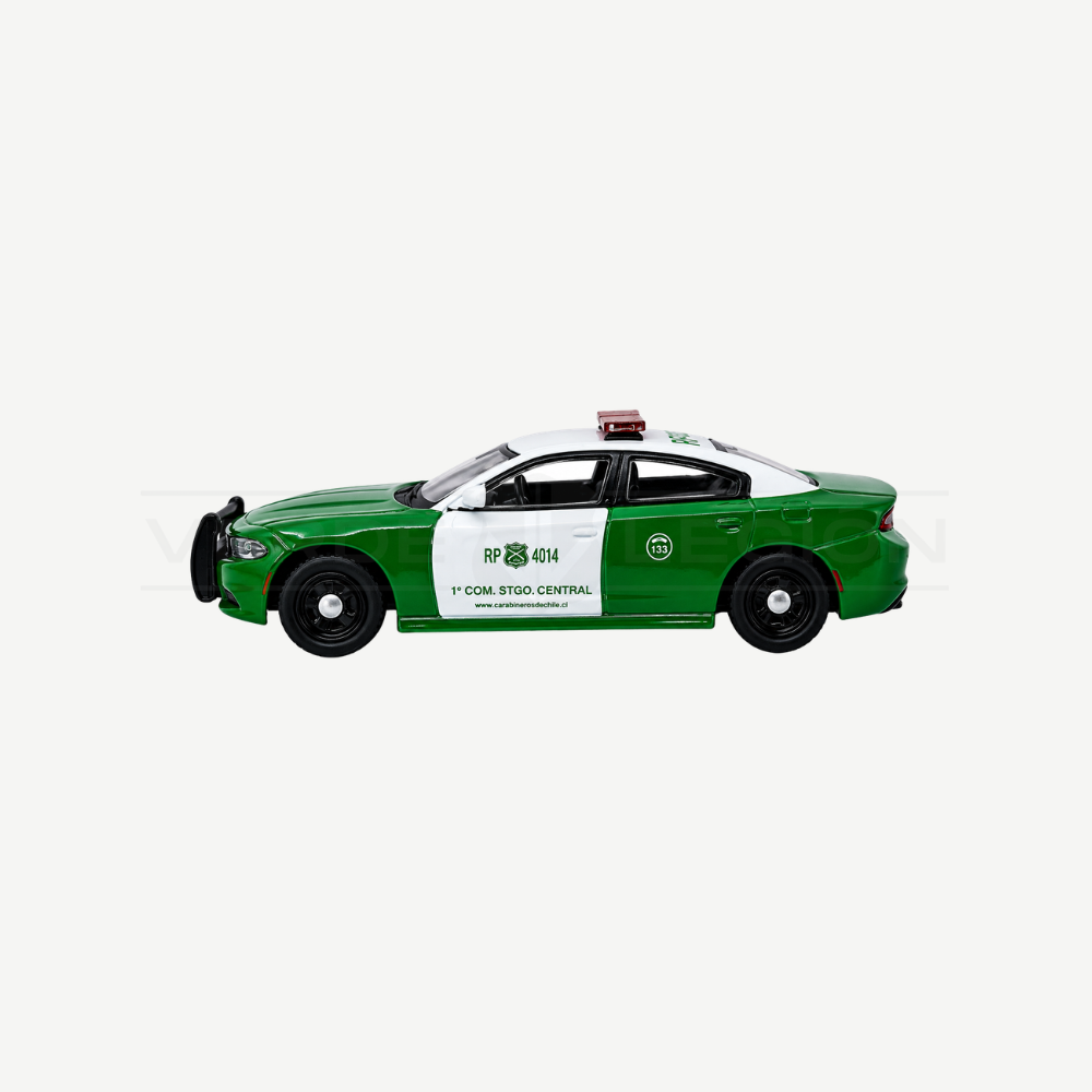 Auto a Escala Dodge Charger 2018 1:64 Verde con Blanco - Carabineros de Chile
