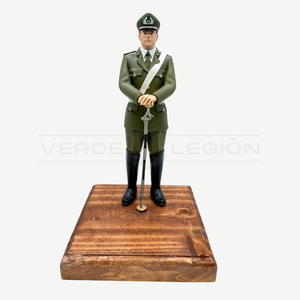 Figura 3D Aspirante De Pie Escuela de Carabineros