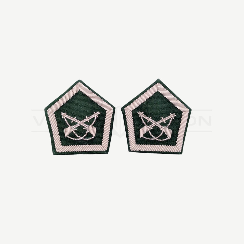 Parche Terciopelo Carabinas Hilo de Plata Oficial Jefe (Pentágono) Carabineros