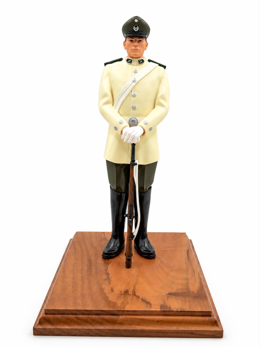 Figura 3D Carabinero Guardia De Palacio Placa Personalizable